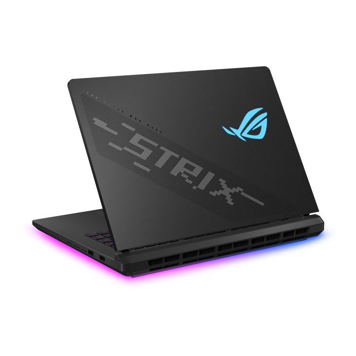 ASUS ROG Strix SCAR 18 - visão adicional 7